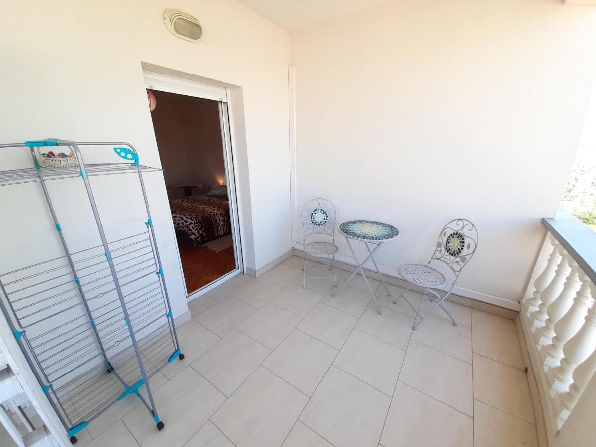 Apartament Perica And Perica With Separate Entrance