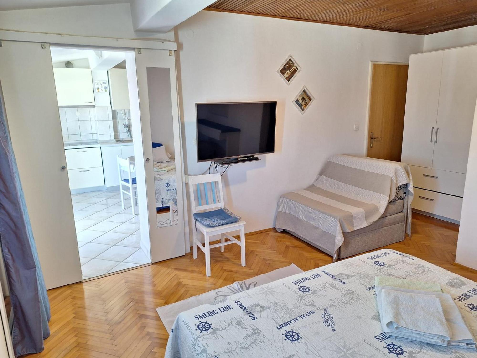Perica And Perica With Separate Entrance Apartament